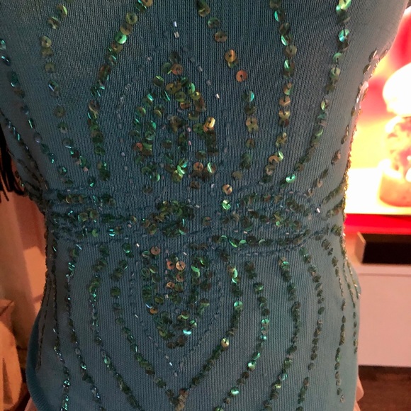 Top - Picture 2 of 3